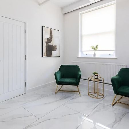 Luxury, Open Plan Apartment Брадфорт Екстериор снимка